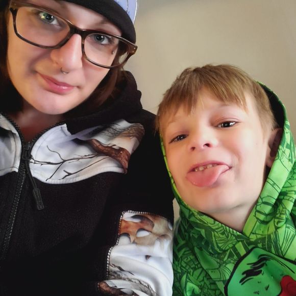 Meet your Posher, Jessica - Picture 1 of 1